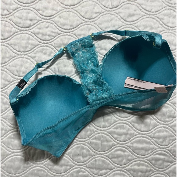 VICTORIA’S SECRET- t back front closure push up bra NWT - Picture 2 of 3